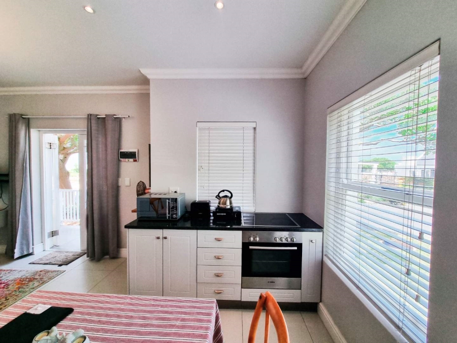 2 Bedroom Property for Sale in Westcliff Western Cape